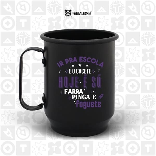 Ir pra escola é o cacete hoje é só farra, pinga e foguete