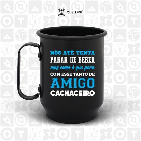 Nós até tenta parar de beber mas como é que para com esse tanto de amigo cachaceiro